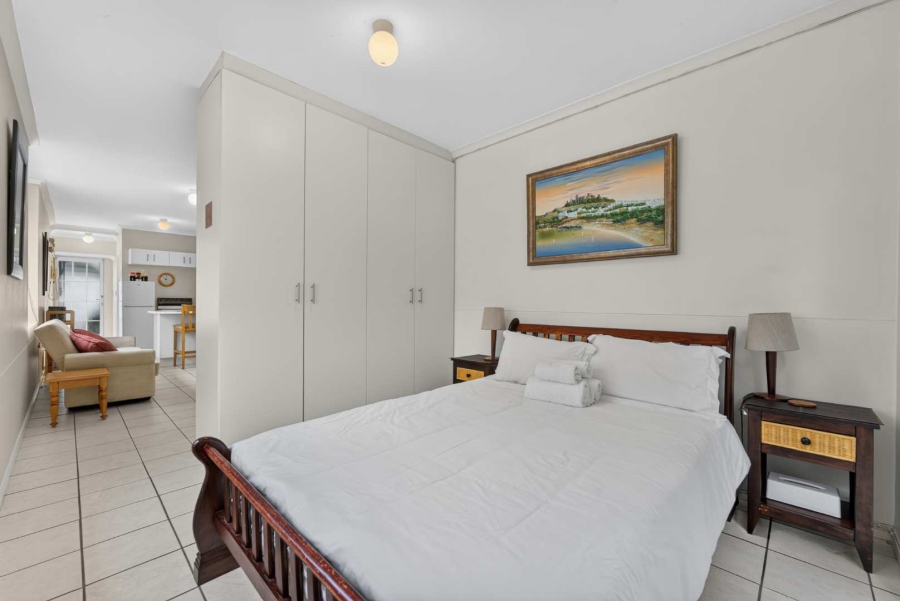 1 Bedroom Property for Sale in Rondebosch Village Western Cape